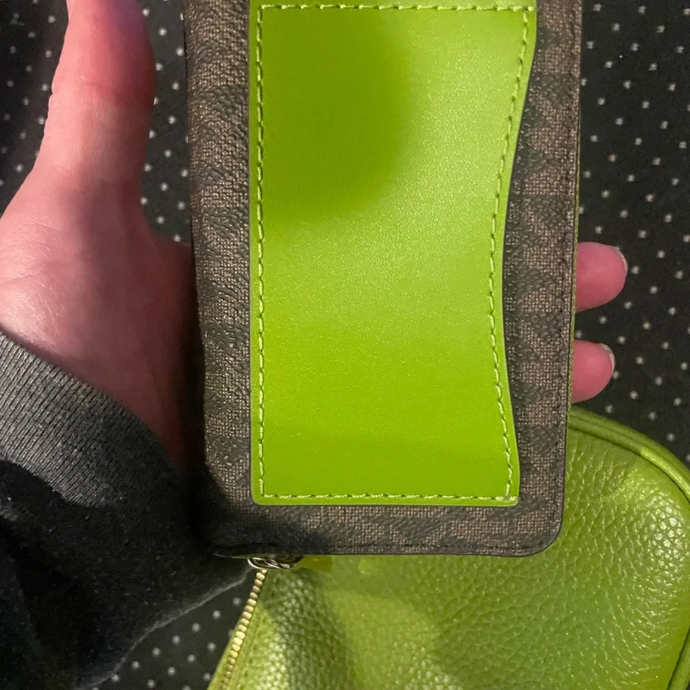 Michael kors Zoe bag/wallet nwot - Picture 4 of 5